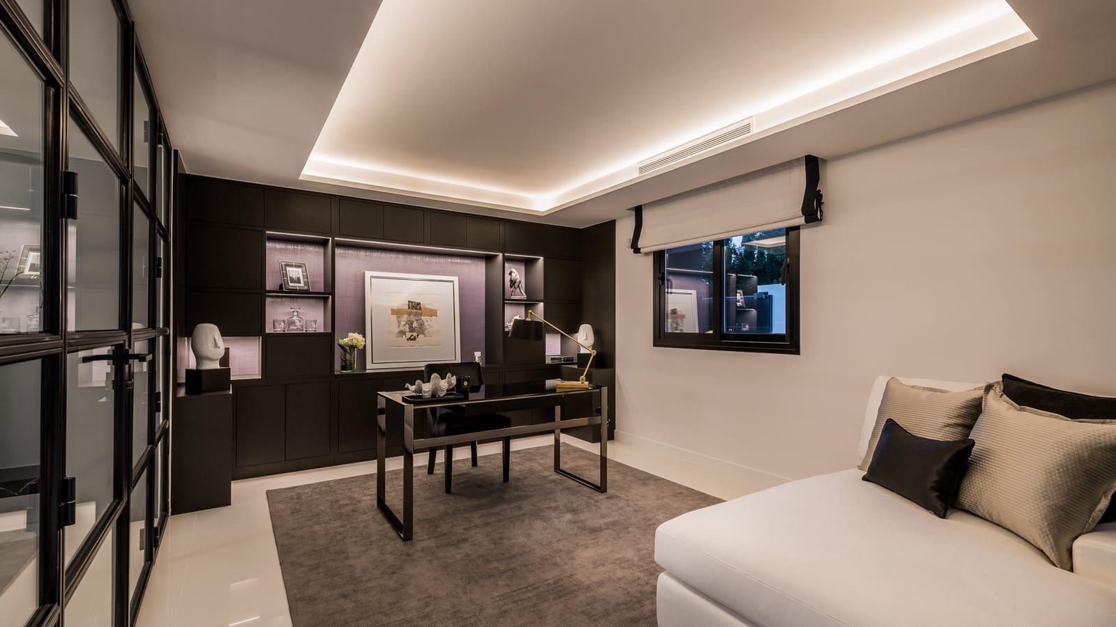 6 bedroom Villa for sale in Marbella with pool garage - € 5,995,000 (Ref: 9334285)