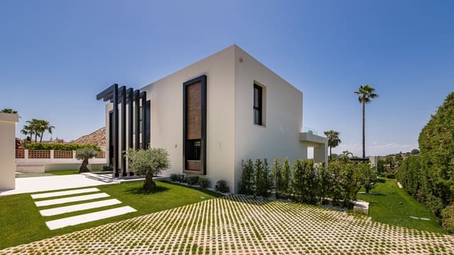 6 Zimmer Villa zu verkaufen in Marbella mit Pool Garage - 5.995.000 € (Ref: 9334285)