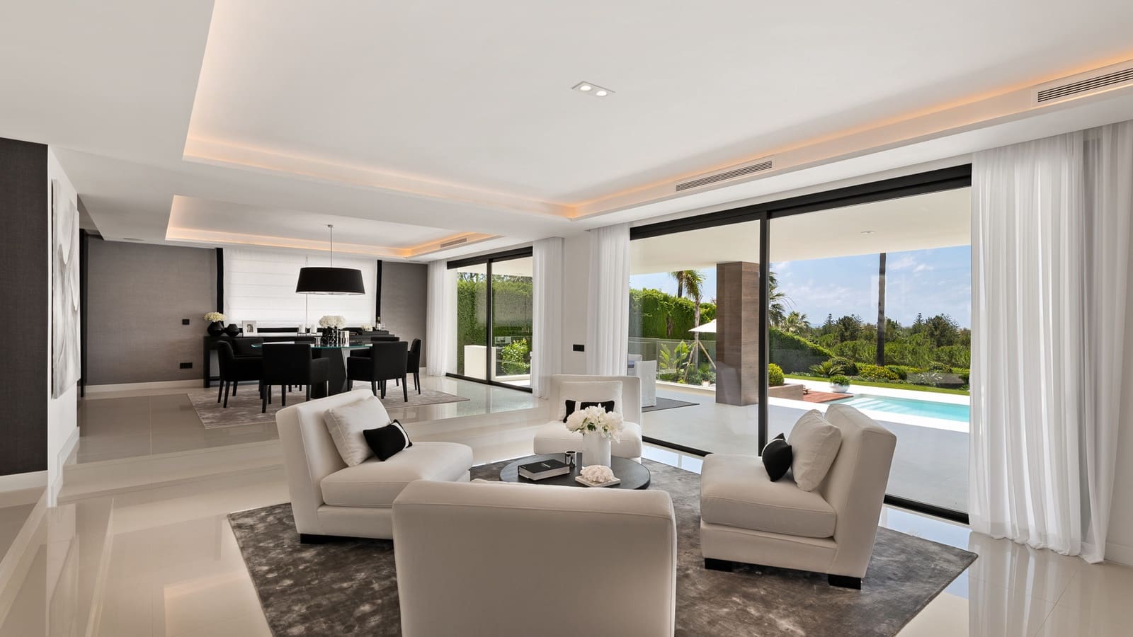 6 bedroom Villa for sale in Marbella with pool garage - € 5,995,000 (Ref: 9334285)