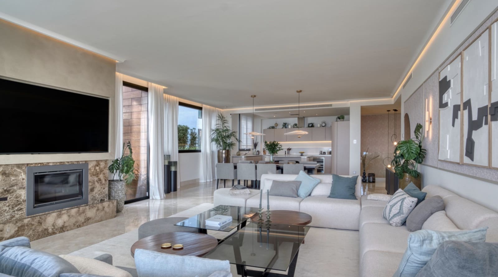4 bedroom Apartment for sale in Marbella with pool garage - € 3,950,000 (Ref: 9334286)