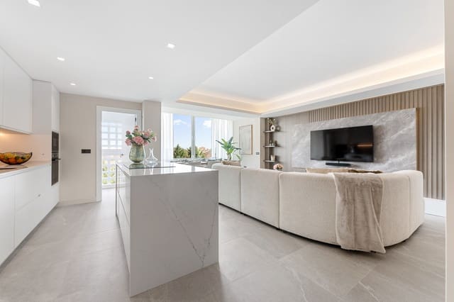 3 soveværelse Penthouse til salg i Nueva Andalucia, Marbella med swimmingpool - € 845.000 (Ref: 9348500)