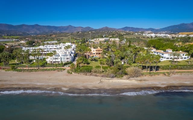 8 soveværelse Villa til salg i Estepona med swimmingpool garage - € 6.800.000 (Ref: 9357674)