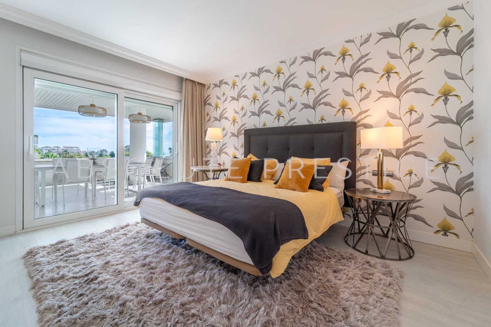 3 bedroom Apartment for sale in Marbella with pool garage - € 2,500,000 (Ref: 9357952)