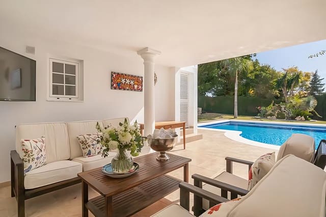Chalet de 5 habitaciones en Benahavís en venta con piscina garaje - 2.800.000 € (Ref: 9360718)