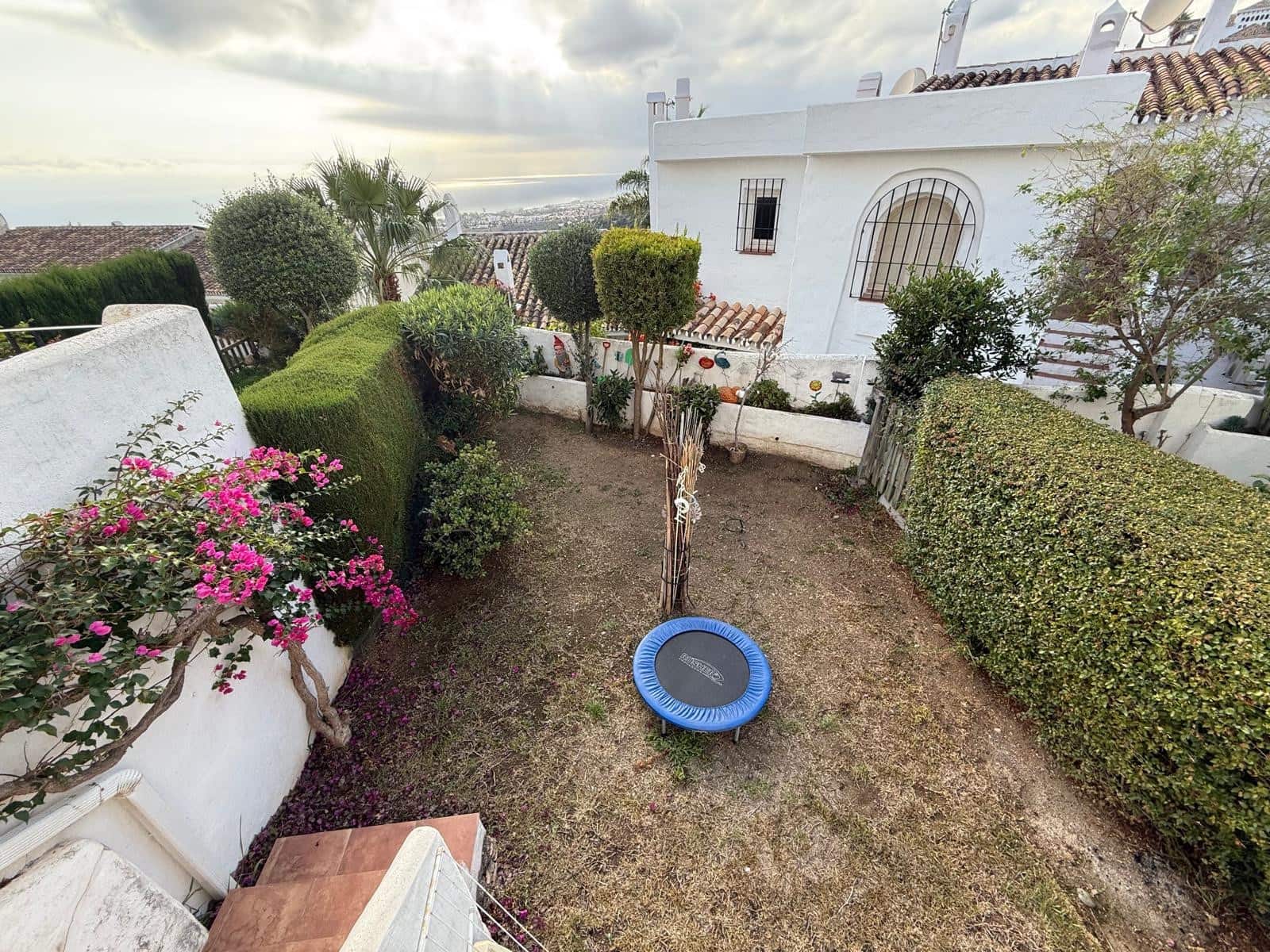 2 chambre Maison de Ville à vendre à Marbella avec piscine - 417 000 € (Ref: 9370356)