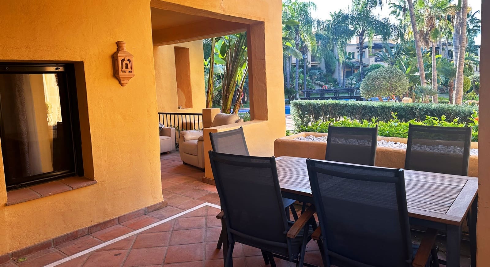 3 bedroom Apartment for sale in Estepona with pool - € 499,000 (Ref: 9374351)