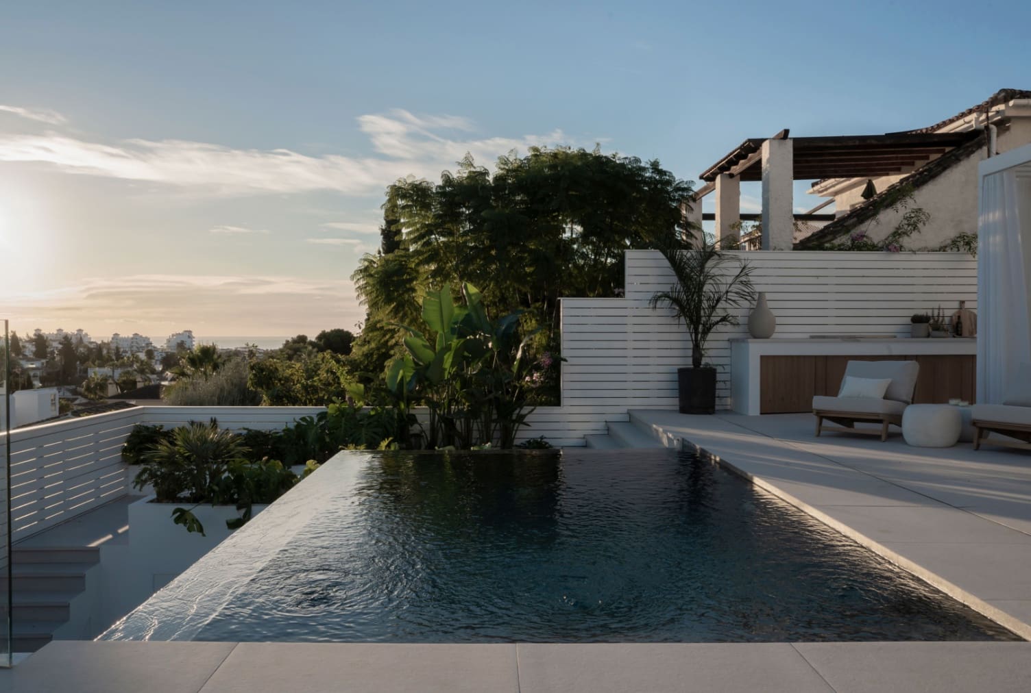 5 quarto Moradia para venda em Nueva Andalucia com piscina garagem - 2 250 000 € (Ref: 9378320)