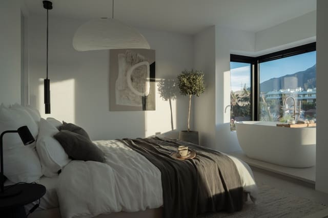 5 chambre Villa/Maison à vendre à Nueva Andalucia, Marbella avec piscine garage - 2 250 000 € (Ref: 9378320)