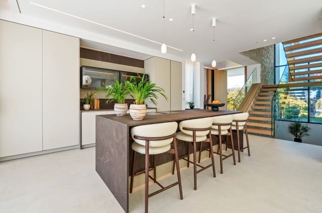 5 soverom Villa til salgs i La Quinta, Benahavís med svømmebasseng garasje - € 5 495 000 (Ref: 9405786)