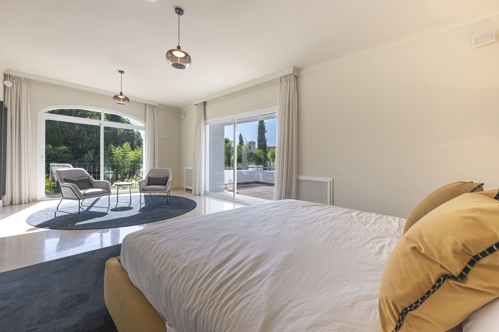 5 quarto Moradia para venda em Benahavis com piscina garagem - 2 895 000 € (Ref: 9406068)