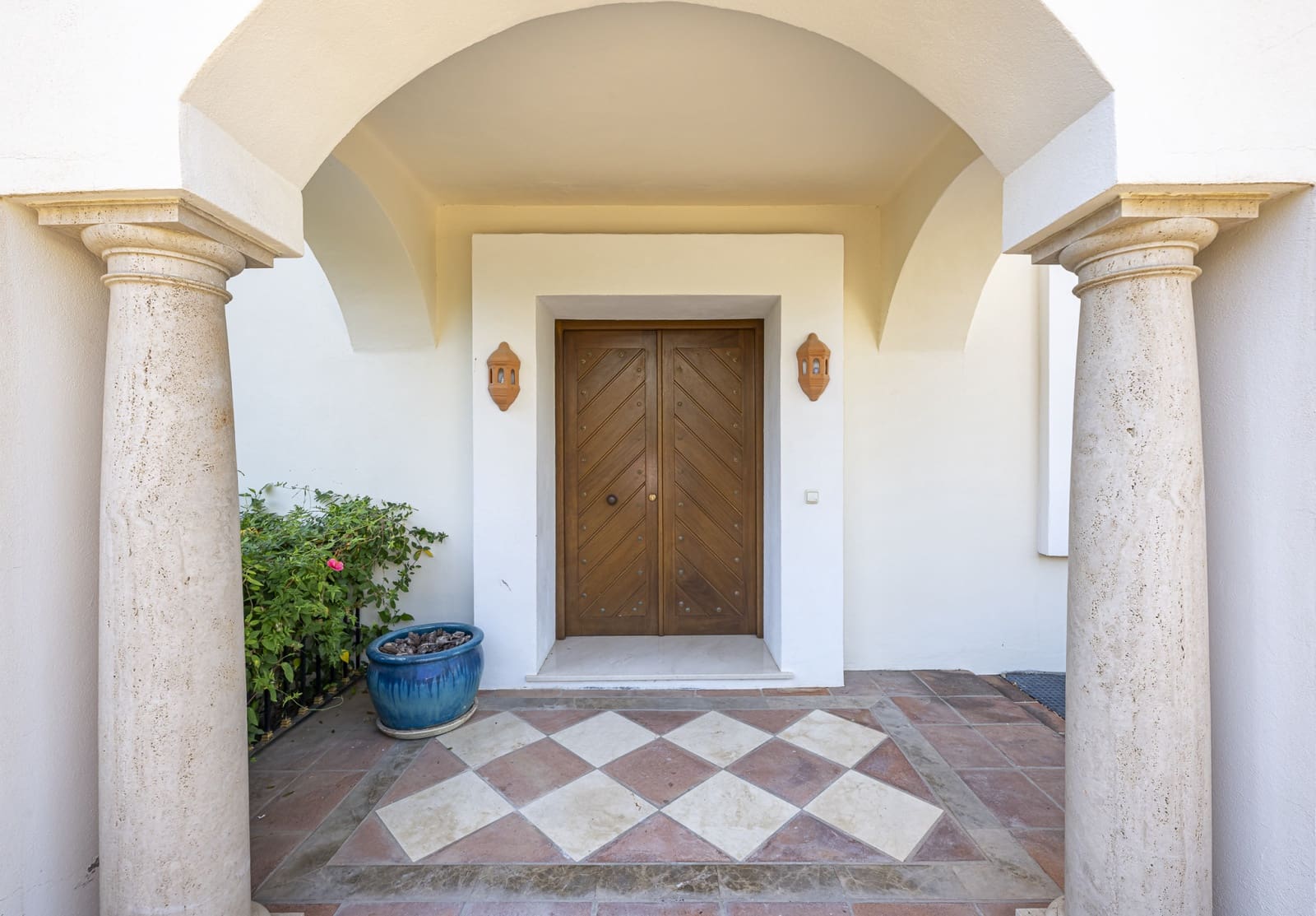 5 quarto Moradia para venda em Benahavis com piscina garagem - 2 895 000 € (Ref: 9406068)