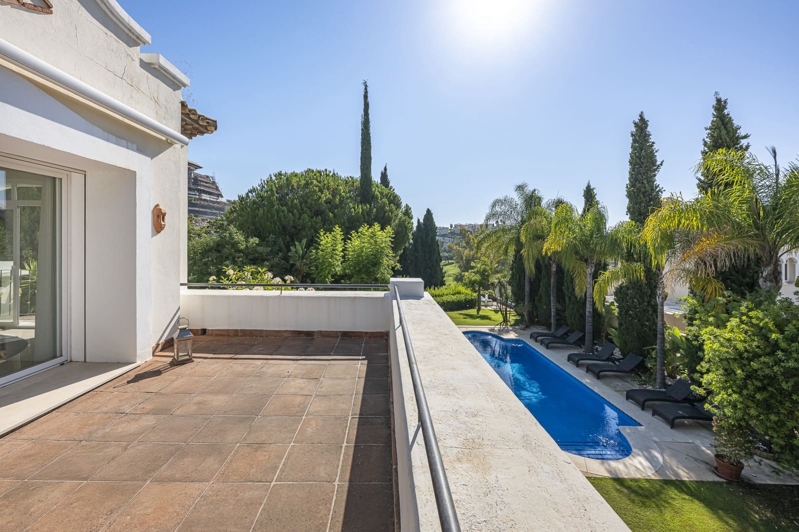 5 quarto Moradia para venda em Benahavis com piscina garagem - 2 895 000 € (Ref: 9406068)