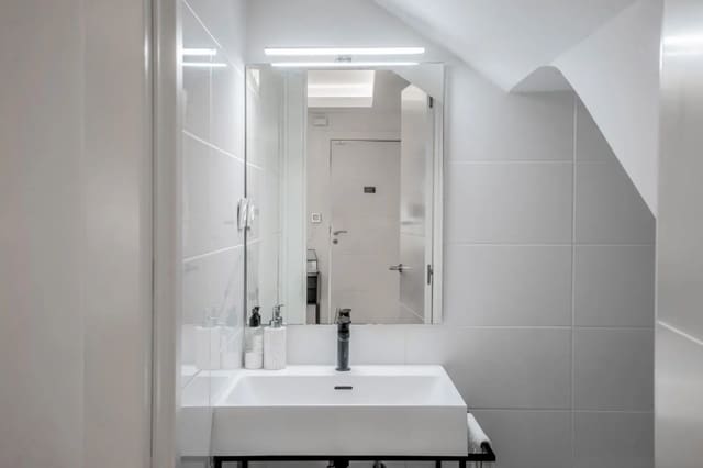 3 Zimmer Haus zu verkaufen in Marbella mit Pool Garage - 675.000 € (Ref: 9429500)