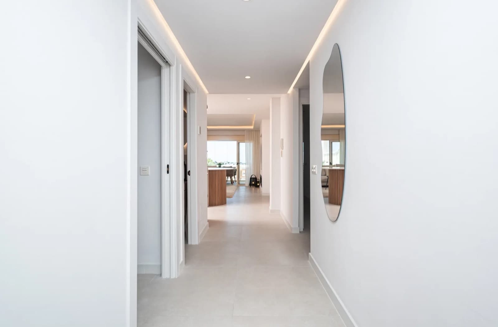 3 bedroom Apartment for sale in Marbella with pool garage - € 825,000 (Ref: 9432464)