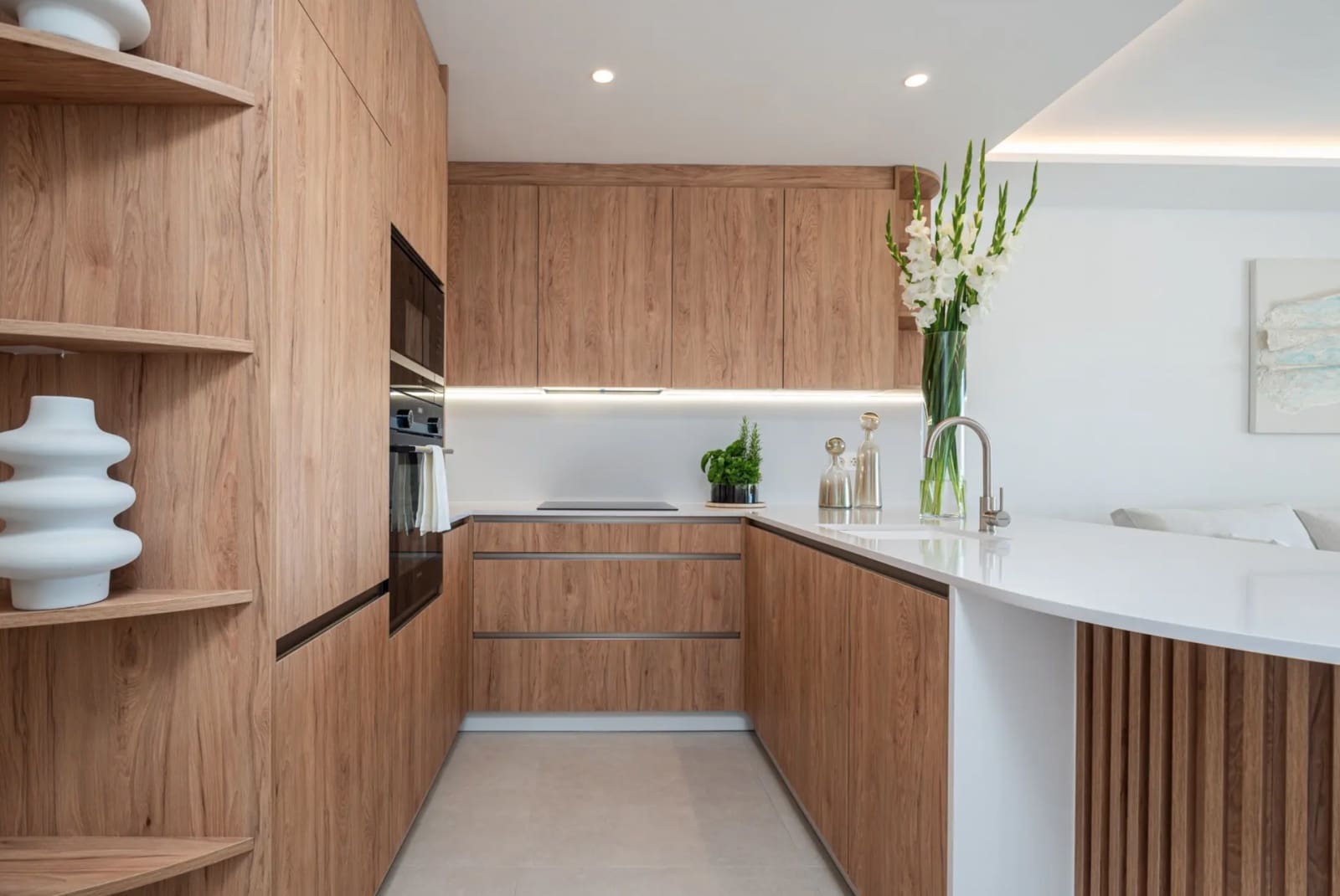 3 bedroom Apartment for sale in Marbella with pool garage - € 825,000 (Ref: 9432464)