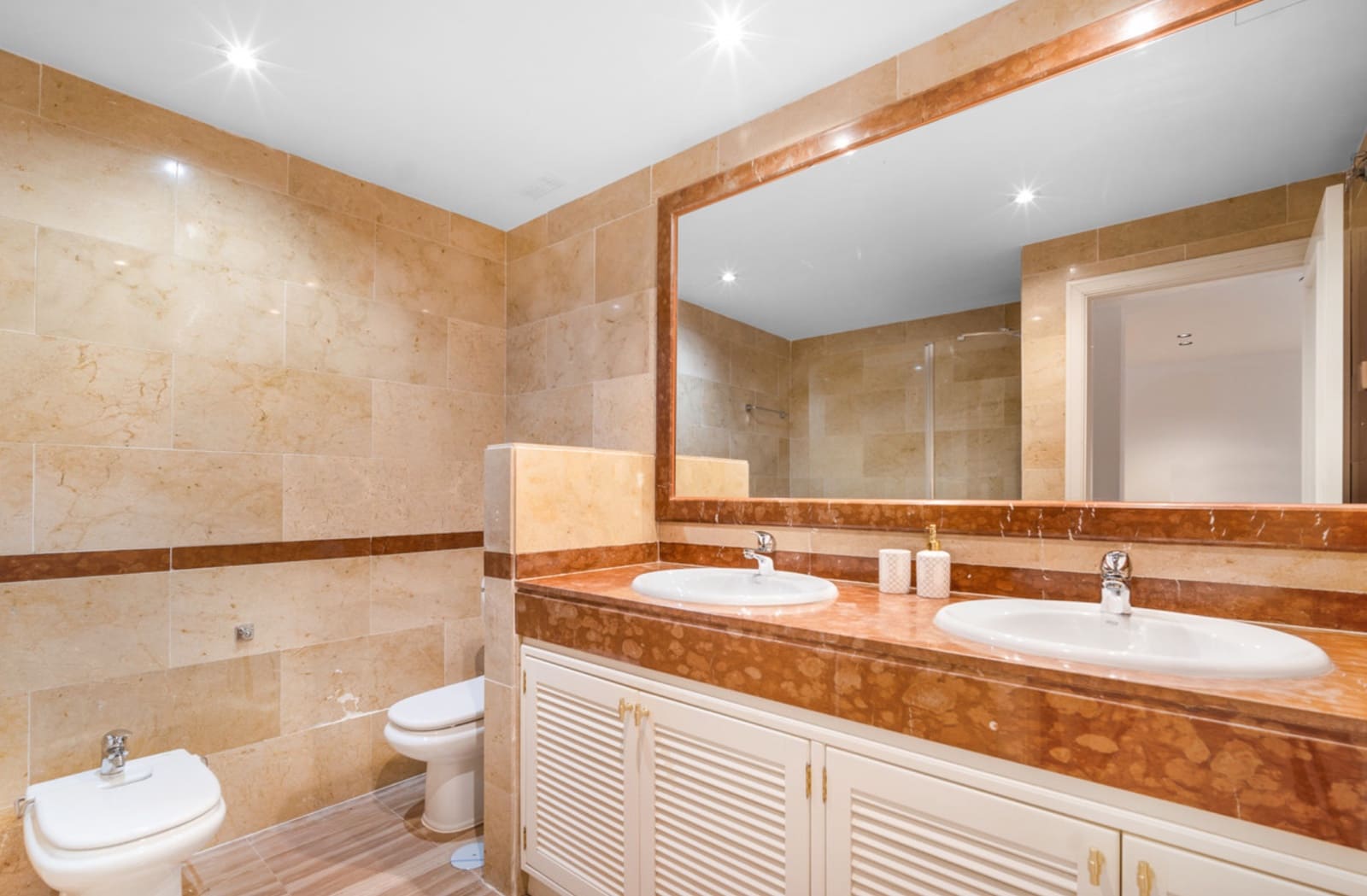 2 quarto Apartamento para venda em Marbella com piscina garagem - 599 000 € (Ref: 9442901)