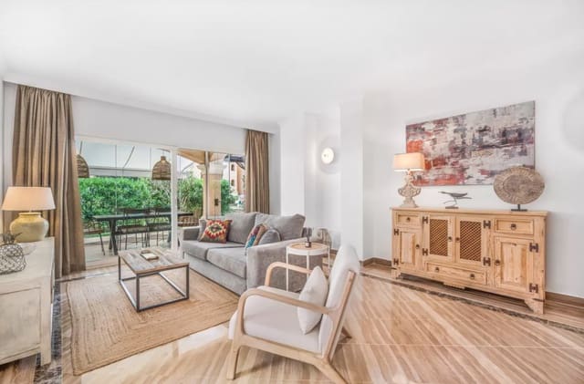 2 quarto Apartamento para venda em Marbella com piscina garagem - 599 000 € (Ref: 9442901)