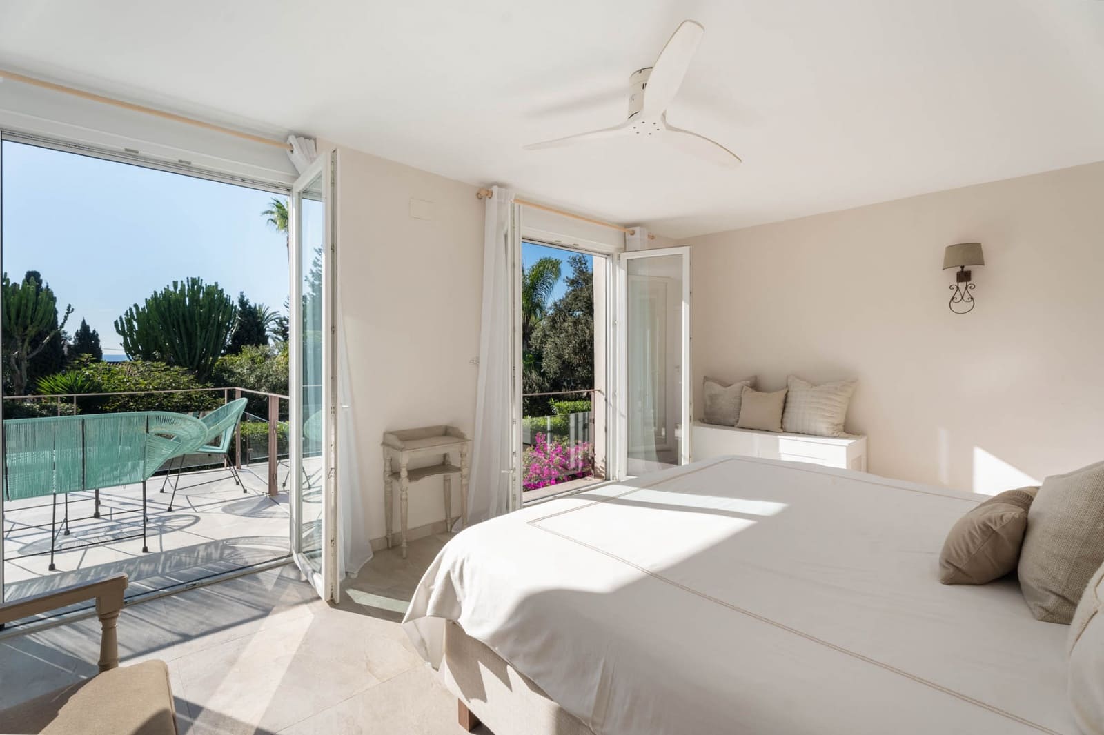 Chalet de 6 habitaciones en Marbella en venta con piscina garaje - 2.595.000 € (Ref: 9448515)