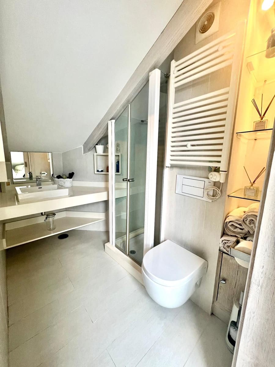 3 chambre Maison de Ville à vendre à Estepona avec piscine garage - 530 000 € (Ref: 9450002)