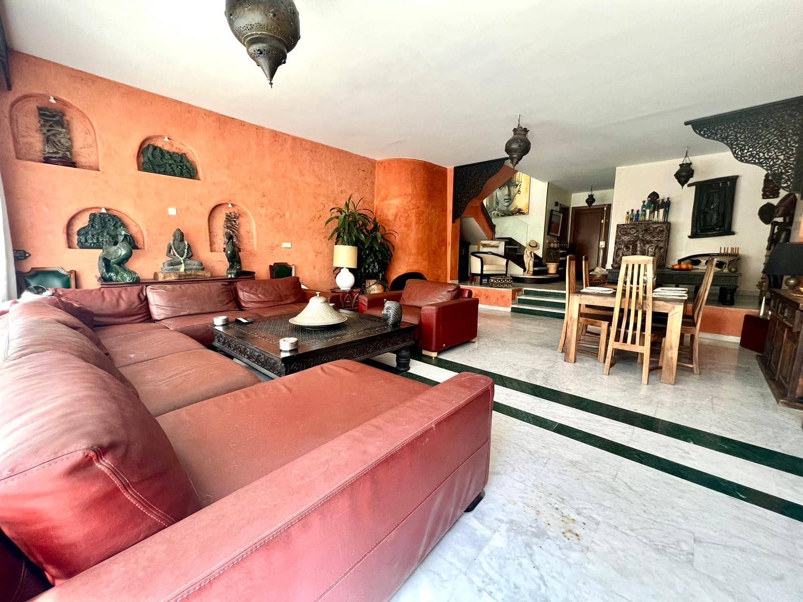 3 chambre Maison de Ville à vendre à Estepona avec piscine garage - 530 000 € (Ref: 9450002)