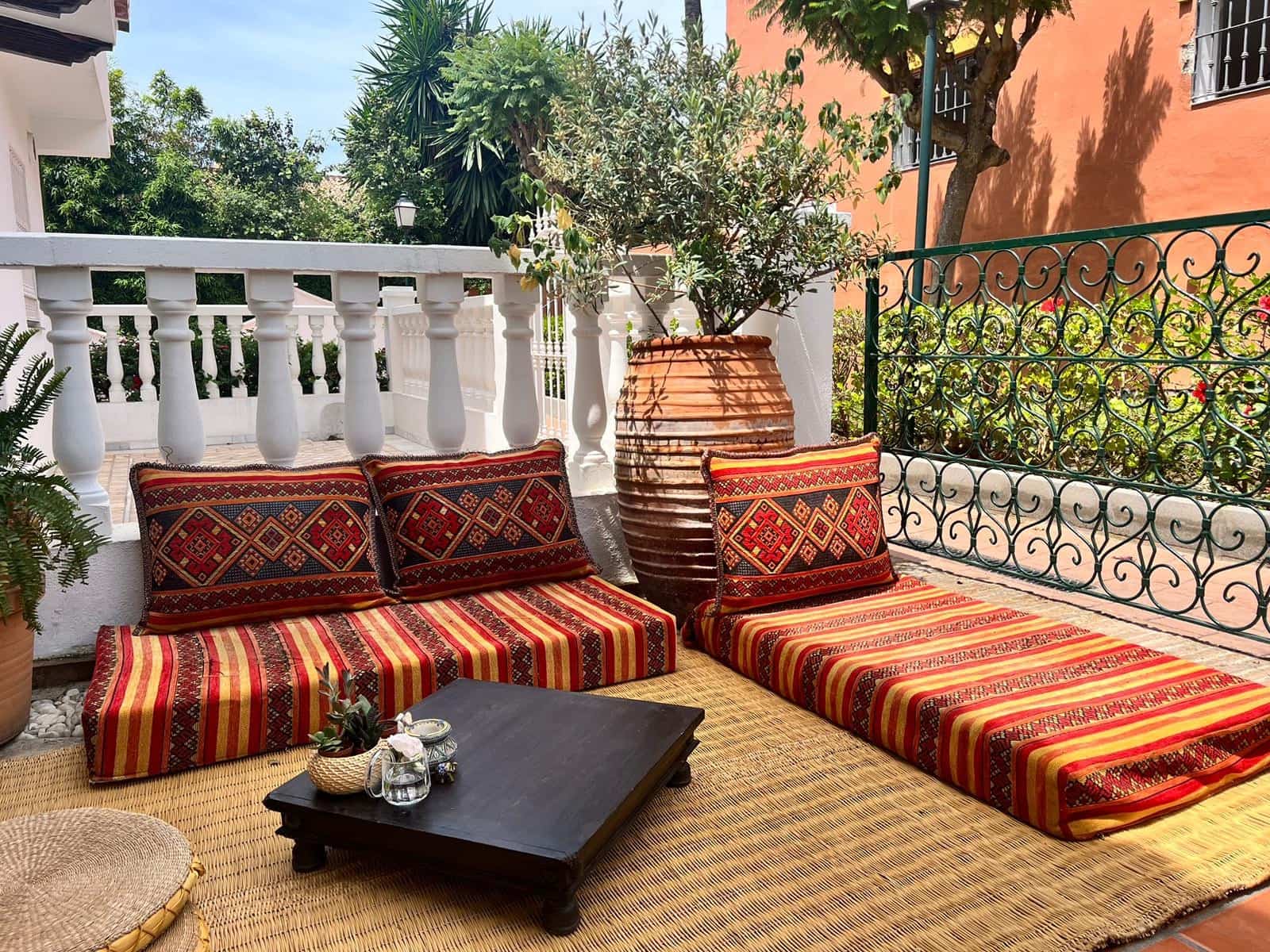 3 chambre Maison de Ville à vendre à Estepona avec piscine garage - 530 000 € (Ref: 9450002)