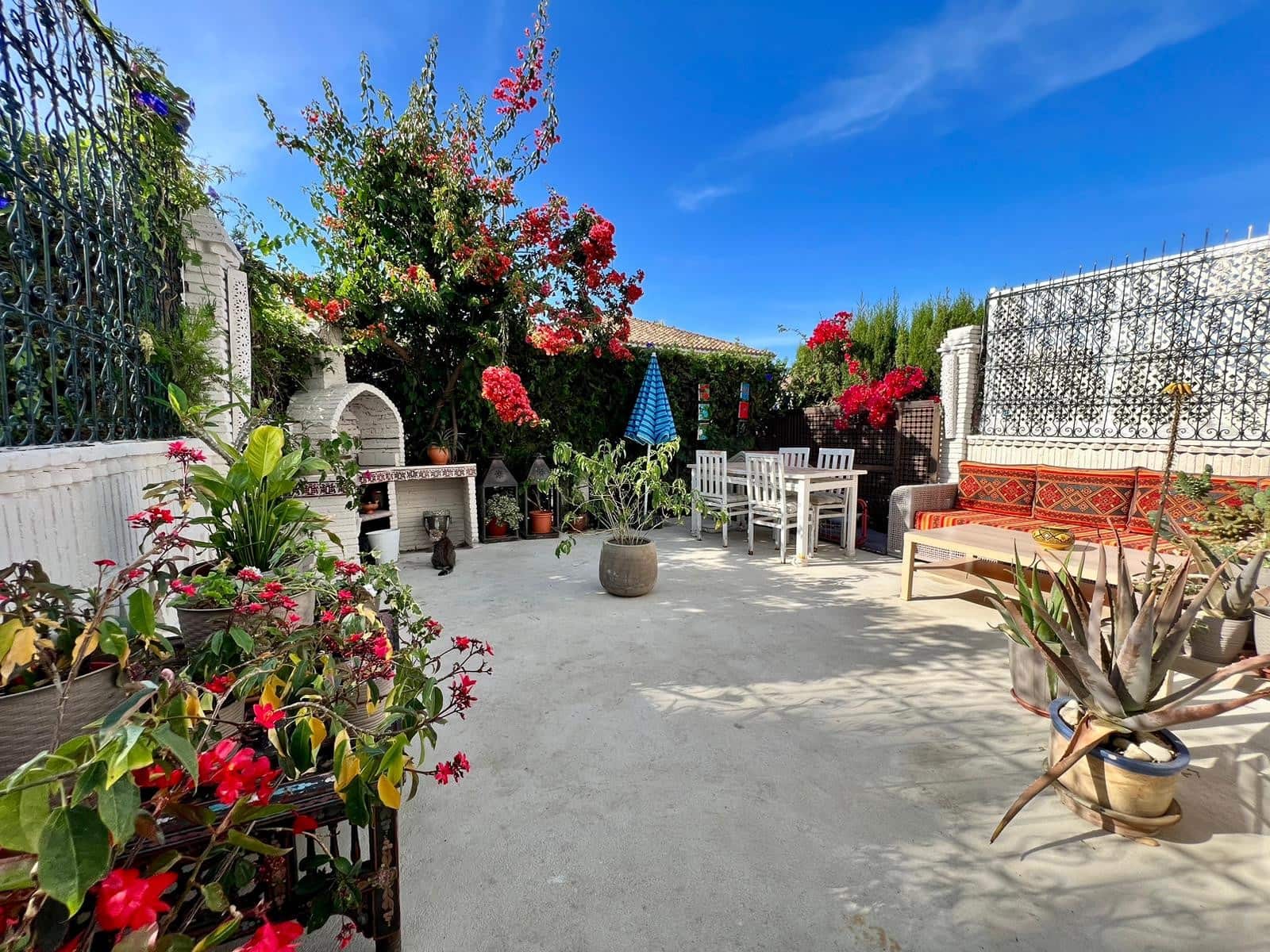 3 chambre Maison de Ville à vendre à Estepona avec piscine garage - 530 000 € (Ref: 9450002)