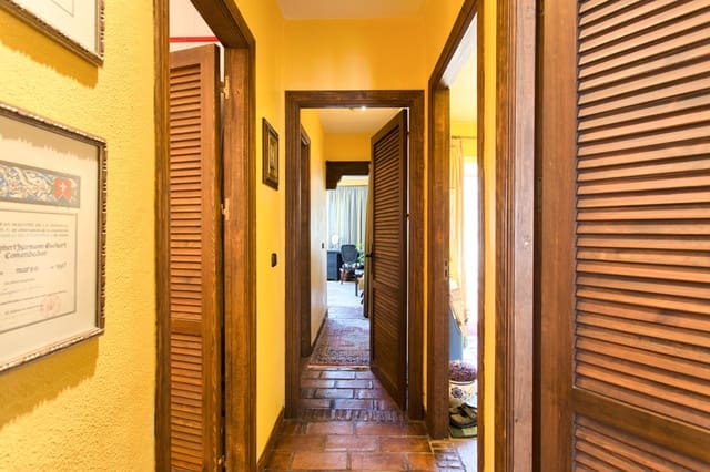 3 Zimmer Haus zu verkaufen in Benahavís mit Garage - 375.000 € (Ref: 9460861)