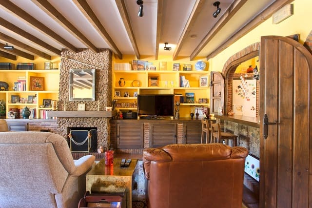 3 Zimmer Haus zu verkaufen in Benahavís mit Garage - 375.000 € (Ref: 9460861)