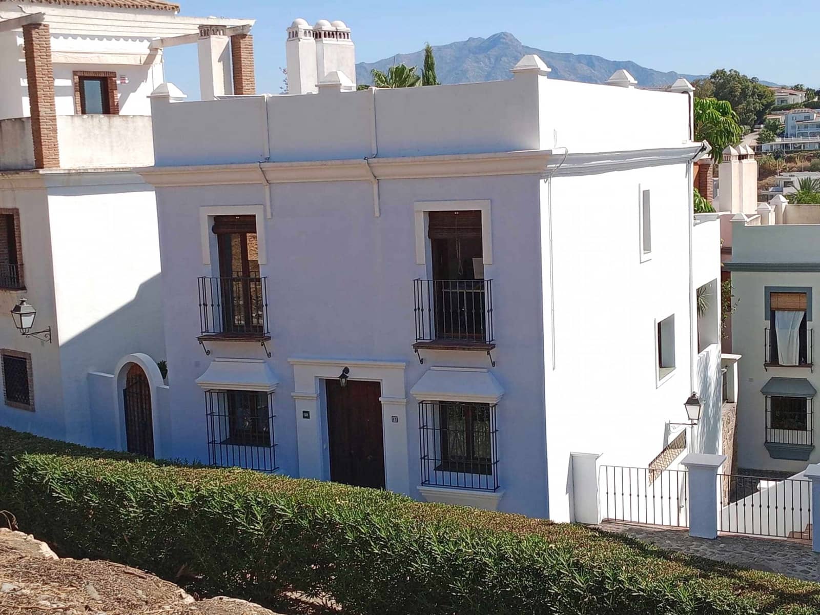 3 bedroom Townhouse for sale in Saladillo-Benamara with pool garage - € 749,000 (Ref: 9466227)