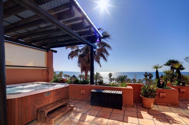 3 chambre Penthouse à vendre à Saladillo-Benamara, Estepona avec piscine garage - 4 750 000 € (Ref: 9473427)