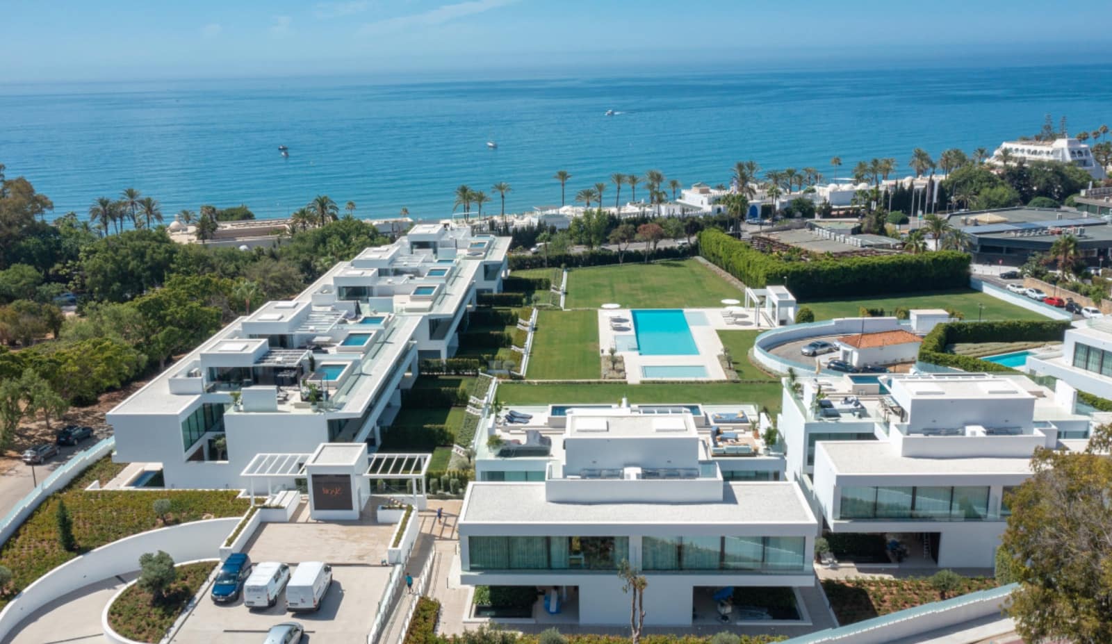 3 quarto Moradia Geminada para venda em Marbella com piscina garagem - 3 500 000 € (Ref: 9476271)