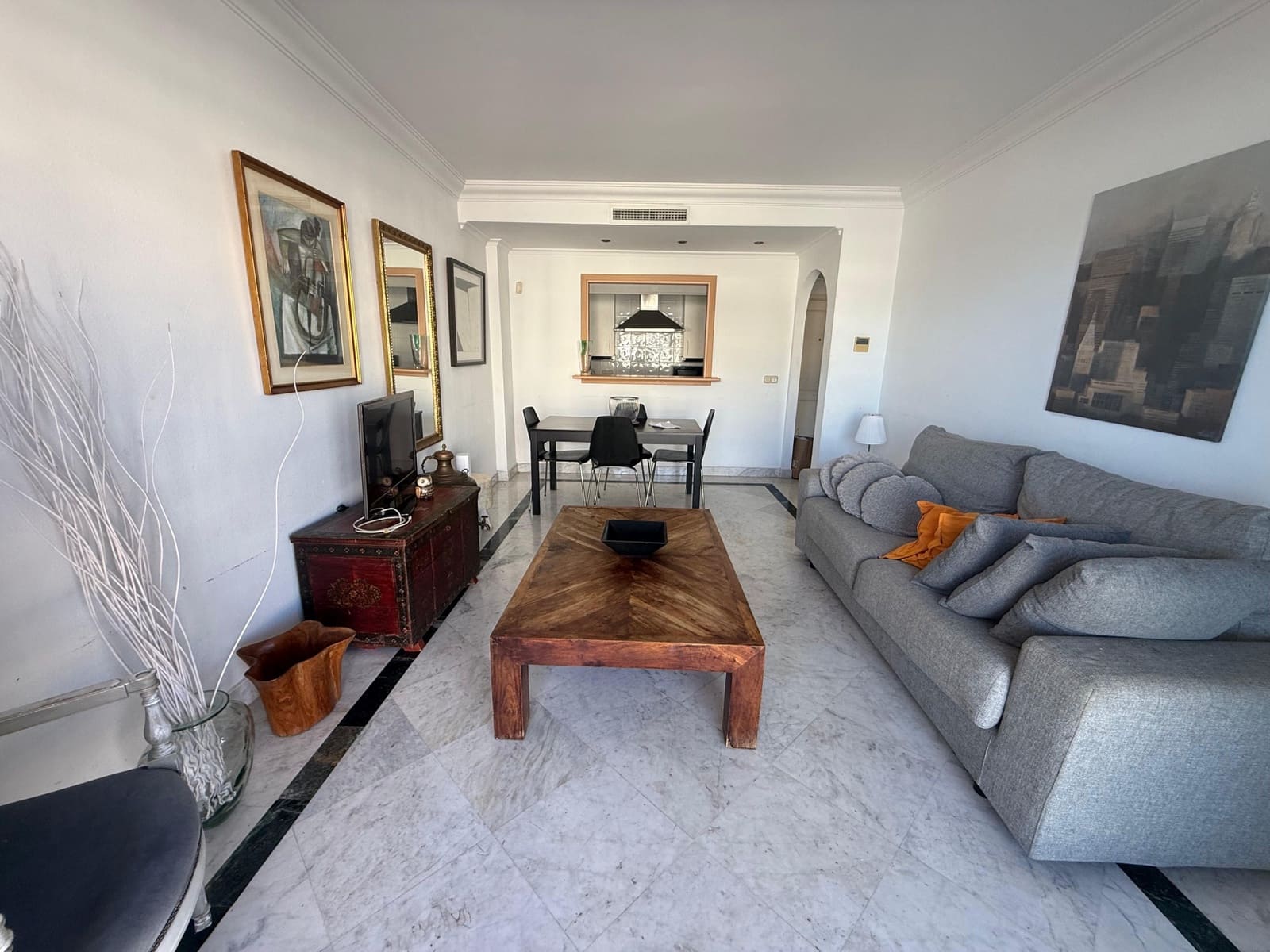 1 bedroom Apartment for sale in Puerto Banus with pool garage - € 465,000 (Ref: 9493868)