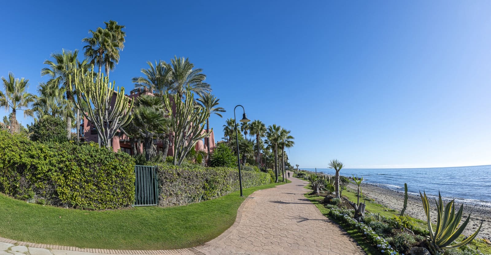 3 soverom Leilighet til salgs i Estepona med svømmebasseng garasje - € 2 300 000 (Ref: 9503512)