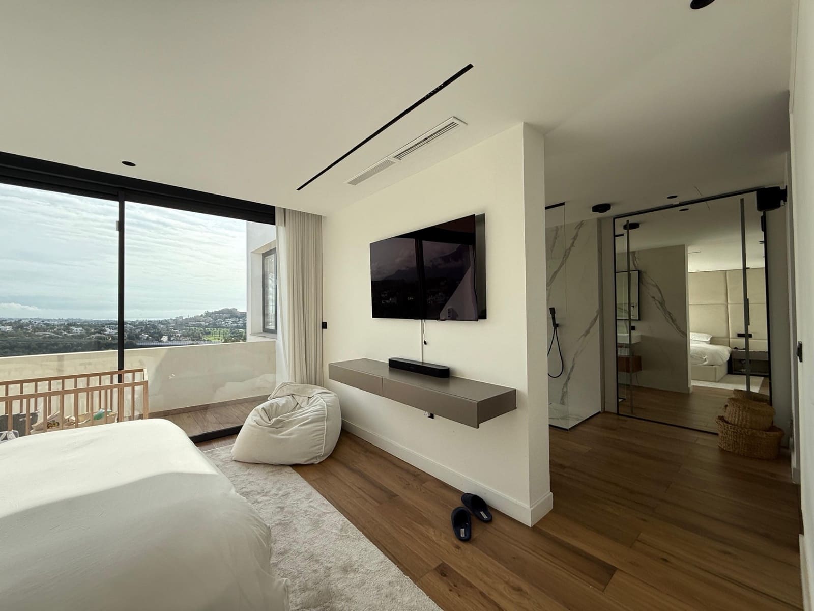 4 Zimmer Haus zu verkaufen in Benahavis mit Pool Garage - 1.495.000 € (Ref: 9528821)