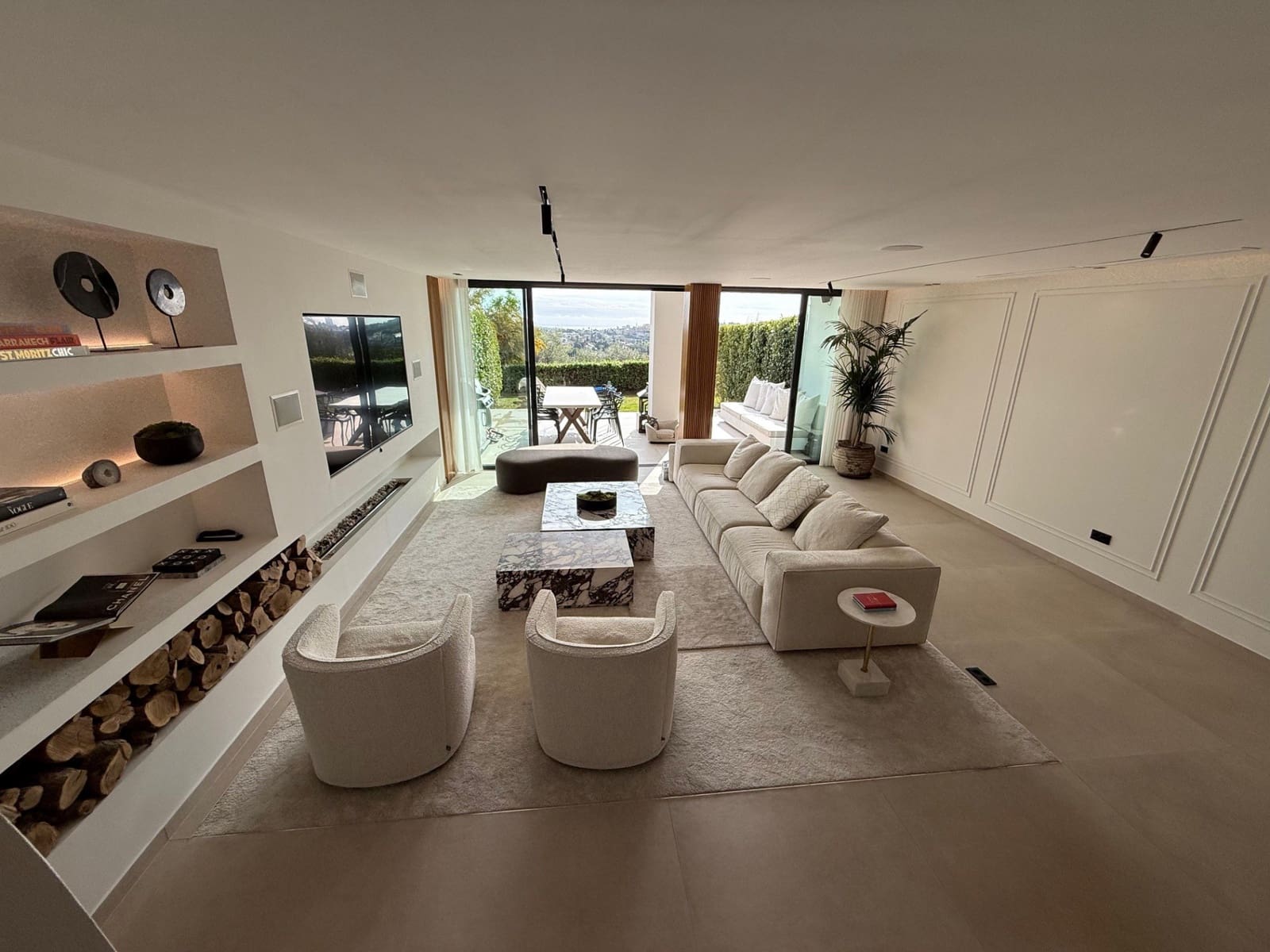 4 Zimmer Haus zu verkaufen in Benahavis mit Pool Garage - 1.495.000 € (Ref: 9528821)