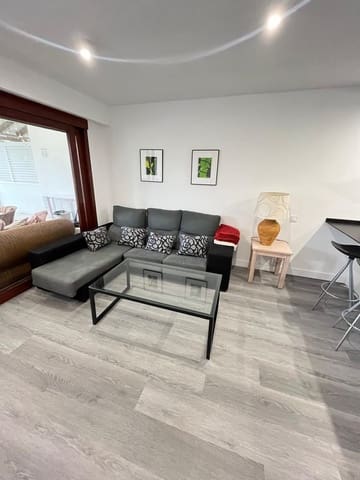 2 soverom Leilighet til salgs i Puerto Banus, Marbella med svømmebasseng garasje - € 475 000 (Ref: 9542390)