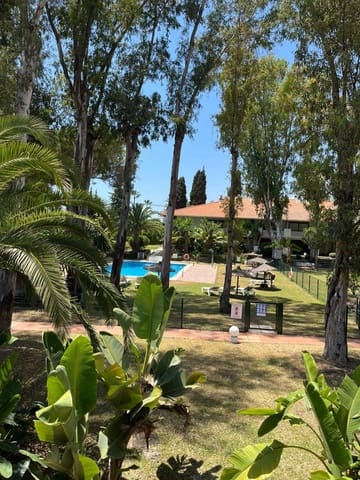 2 soverom Leilighet til salgs i Puerto Banus, Marbella med svømmebasseng garasje - € 475 000 (Ref: 9542390)