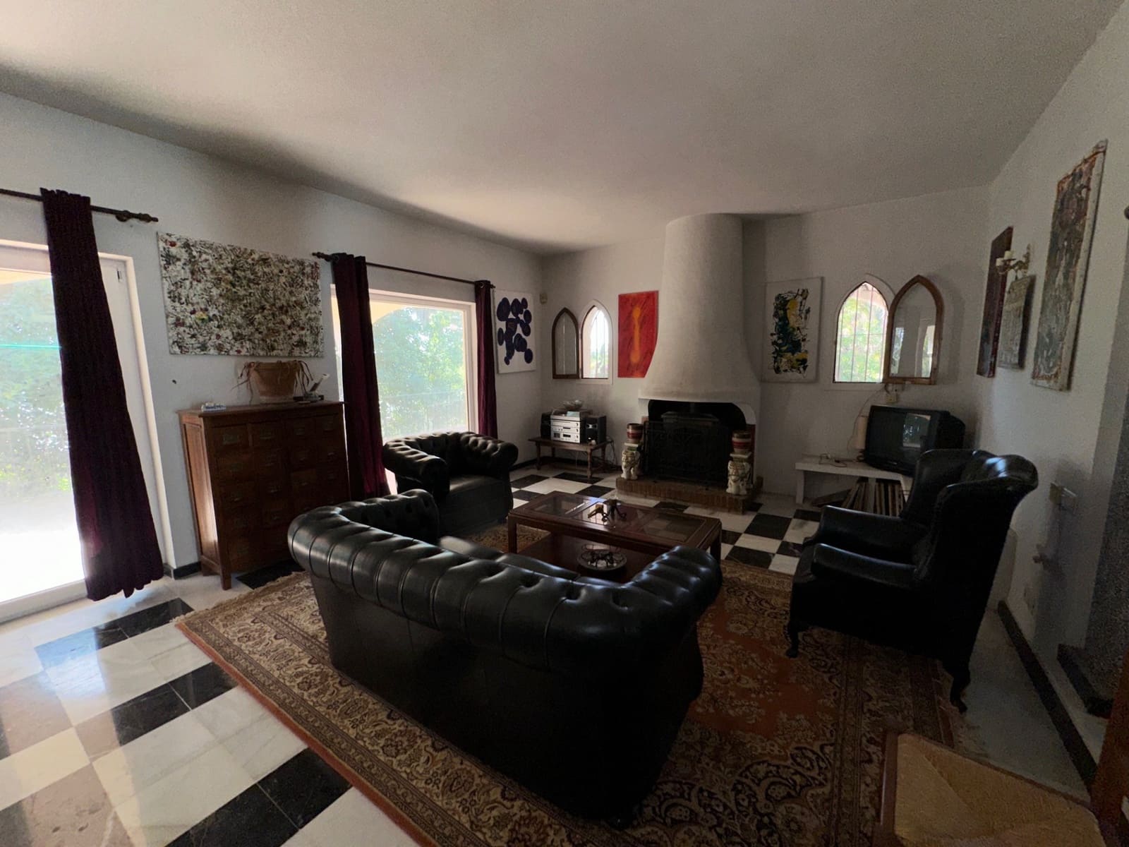 4 Zimmer Villa zu verkaufen in Marbella mit Pool Garage - 1.975.000 € (Ref: 9549983)