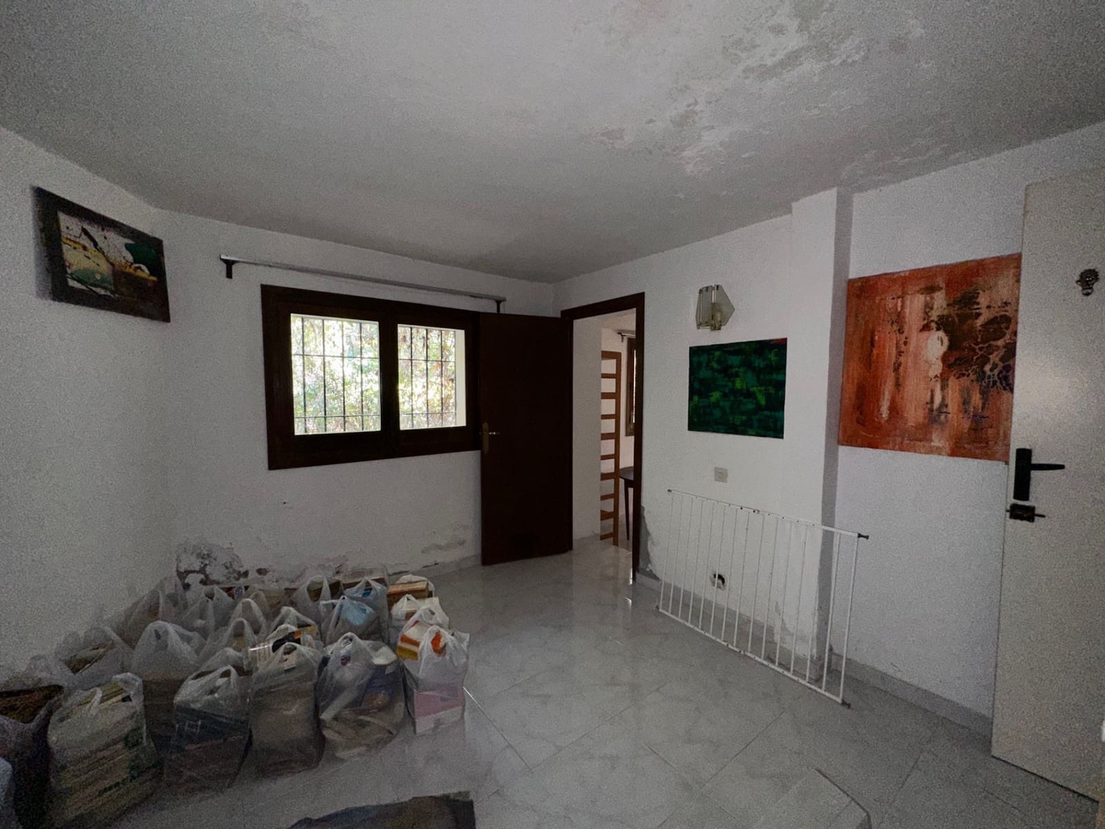 4 Zimmer Villa zu verkaufen in Marbella mit Pool Garage - 1.975.000 € (Ref: 9549983)