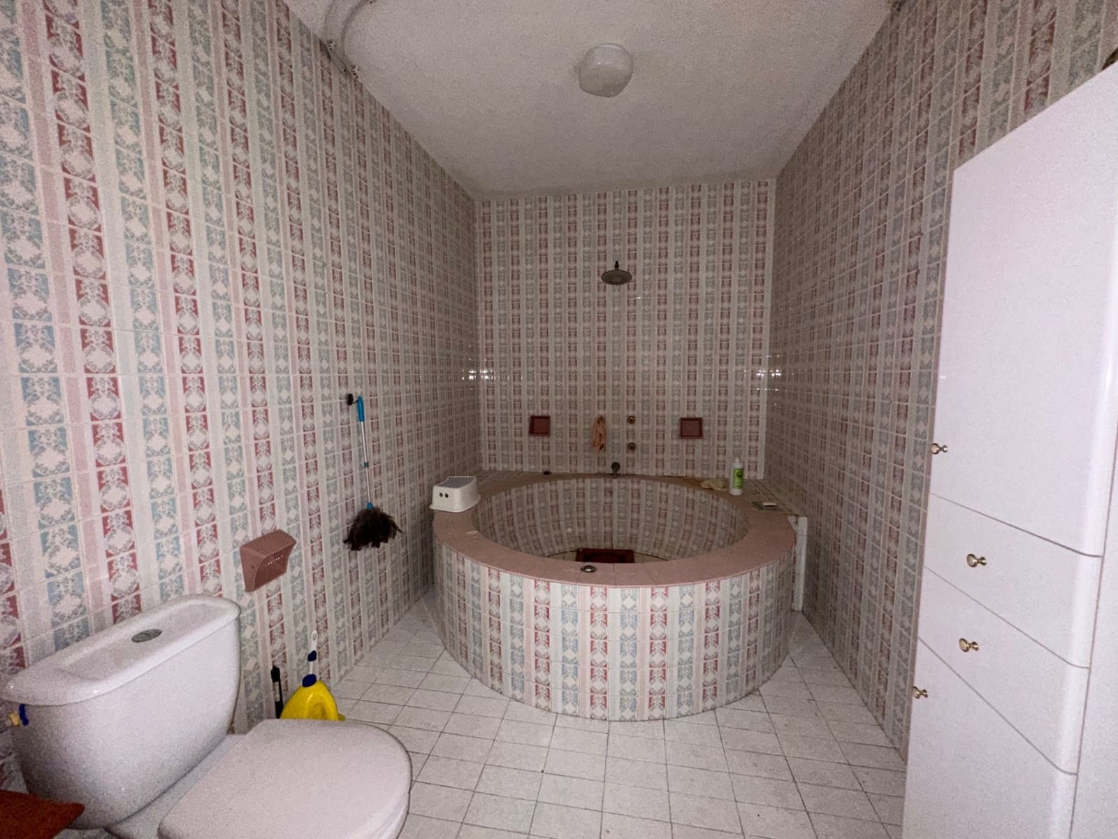 4 Zimmer Villa zu verkaufen in Marbella mit Pool Garage - 1.975.000 € (Ref: 9549983)