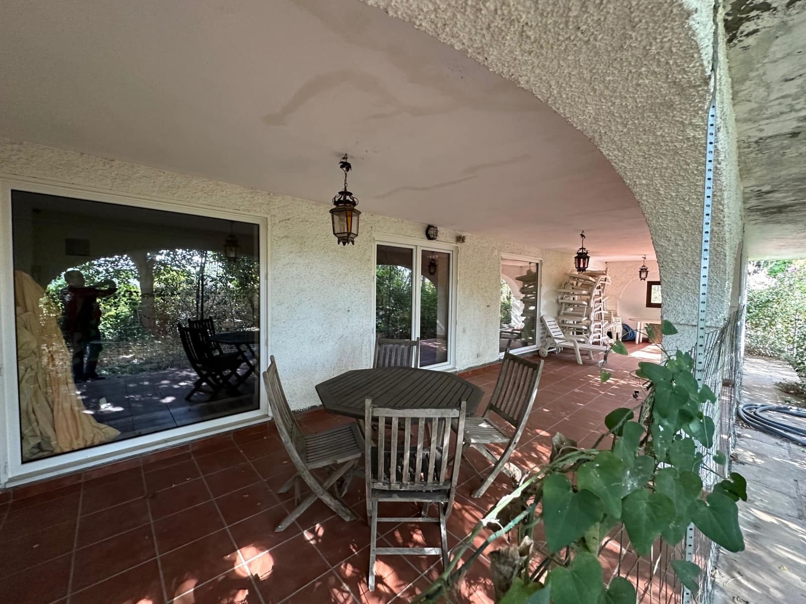 4 Zimmer Villa zu verkaufen in Marbella mit Pool Garage - 1.975.000 € (Ref: 9549983)