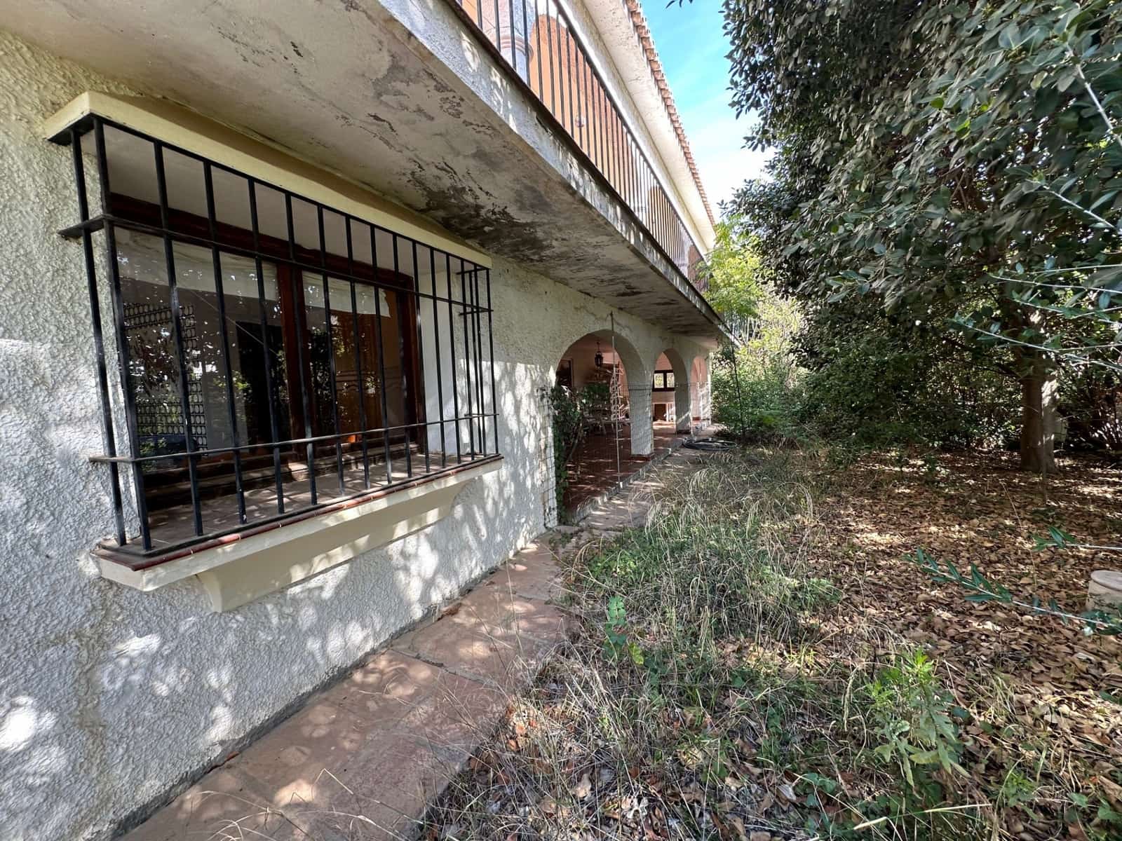 4 Zimmer Villa zu verkaufen in Marbella mit Pool Garage - 1.975.000 € (Ref: 9549983)