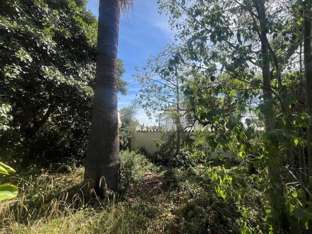 4 Zimmer Villa zu verkaufen in Marbella mit Pool Garage - 1.975.000 € (Ref: 9549983)