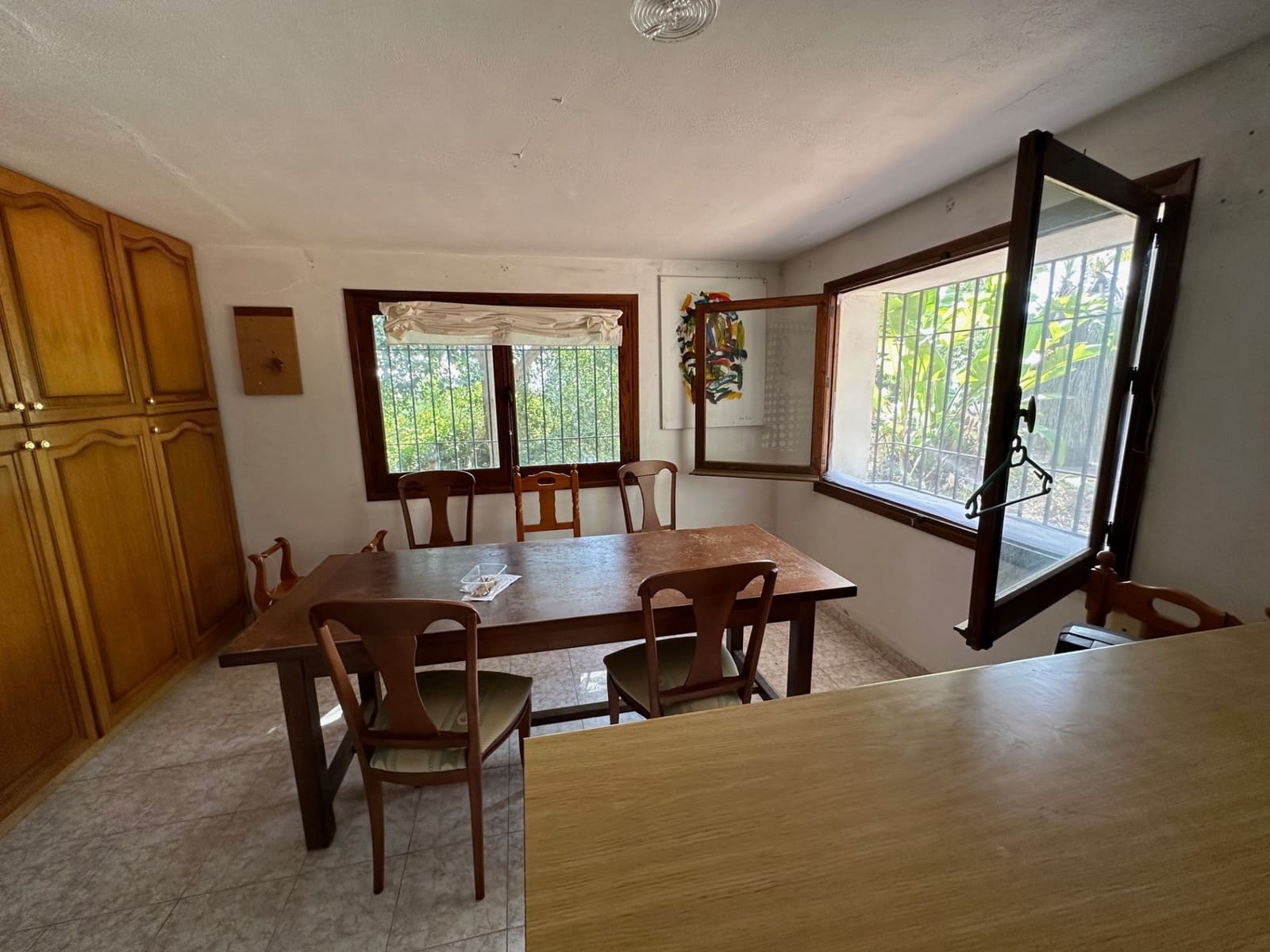 4 bedroom Villa for sale in Marbella with pool garage - € 1,975,000 (Ref: 9549983)
