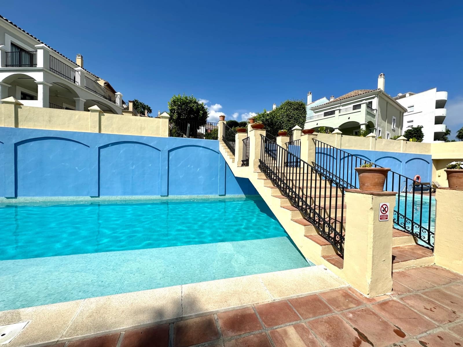 5 Zimmer Doppelhaus zu verkaufen in Marbella mit Pool Garage - 1.495.000 € (Ref: 9562169)