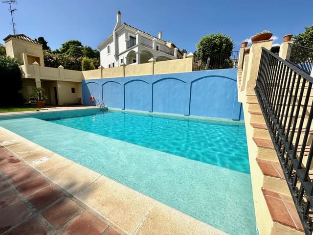 5 Zimmer Doppelhaus zu verkaufen in La Carolina - Guadalpín, Marbella mit Pool Garage - 1.495.000 € (Ref: 9562169)