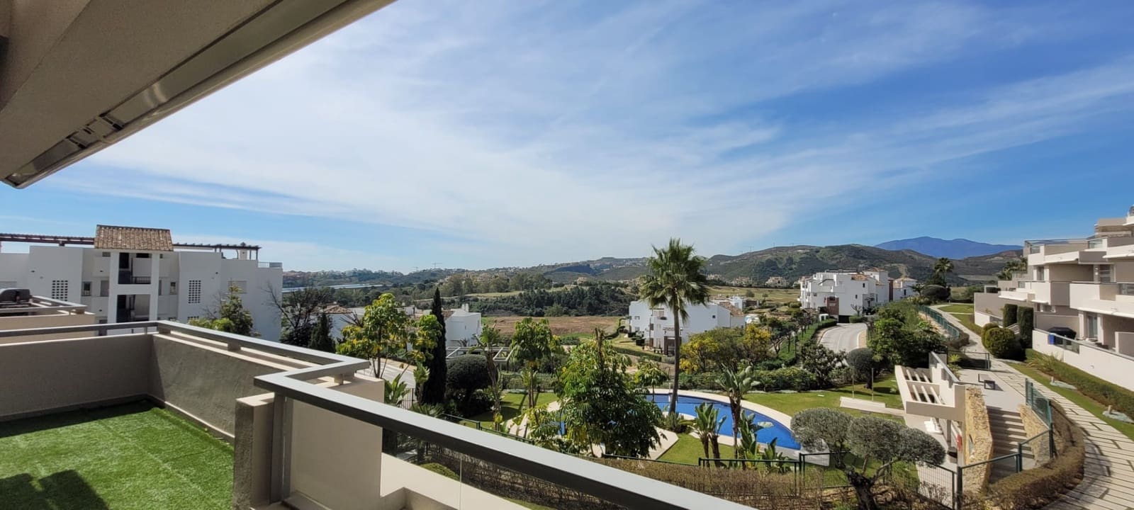 Apartamento de 3 habitaciones en Benahavís en venta con piscina garaje - 650.000 € (Ref: 9628319)