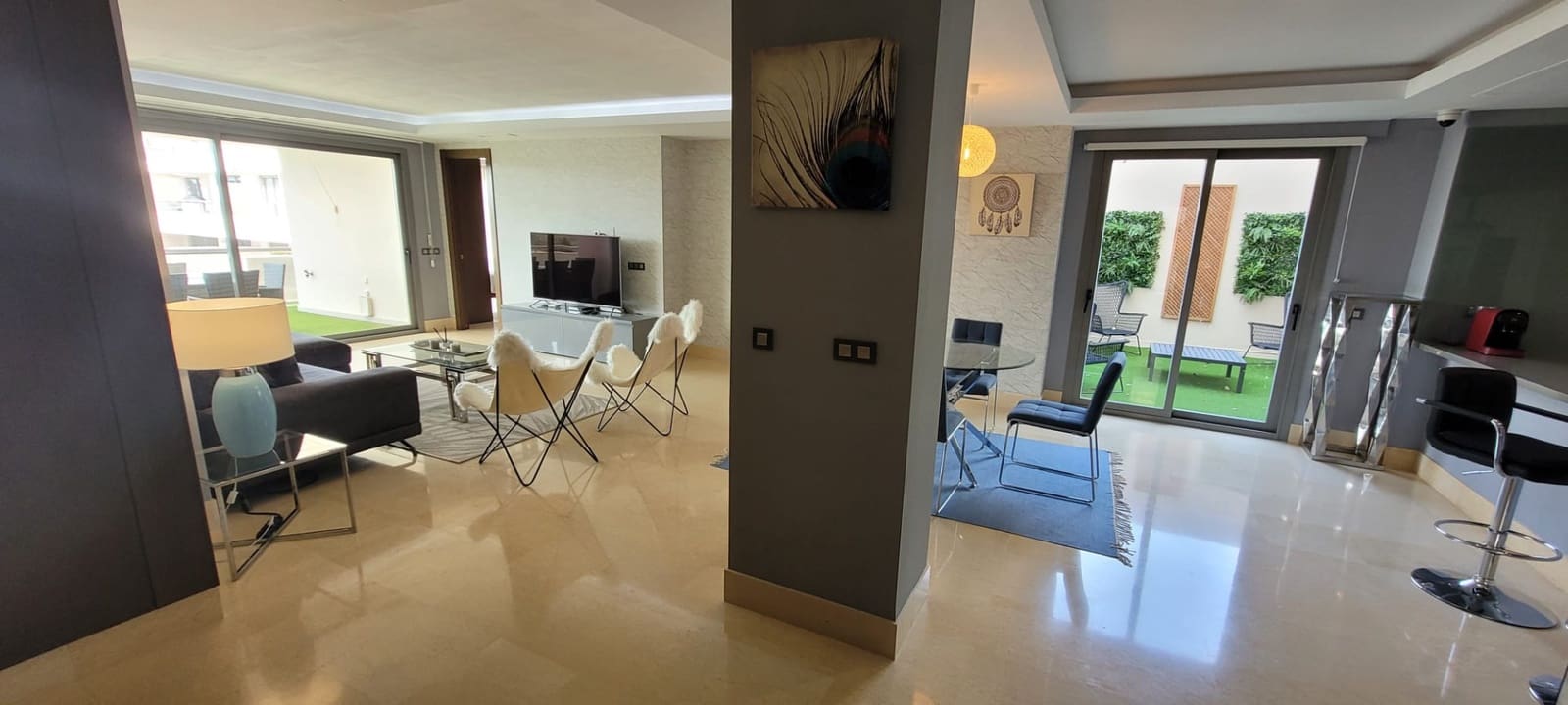 Apartamento de 3 habitaciones en Benahavís en venta con piscina garaje - 650.000 € (Ref: 9628319)