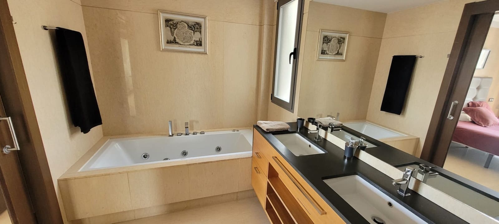 Apartamento de 3 habitaciones en Benahavís en venta con piscina garaje - 650.000 € (Ref: 9628319)