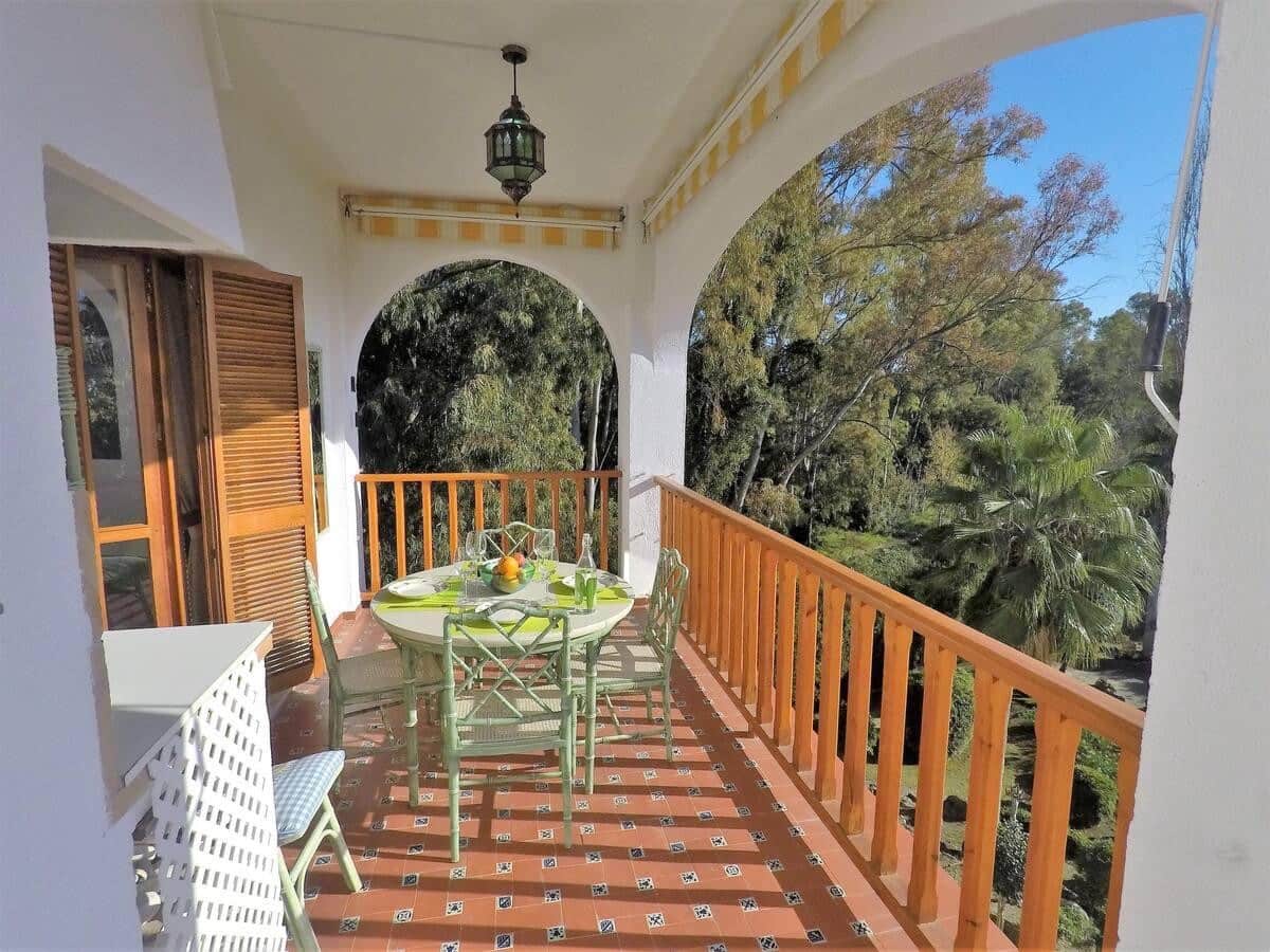 2 bedroom Apartment for sale in Marbella with pool garage - € 380,000 (Ref: 9654480)